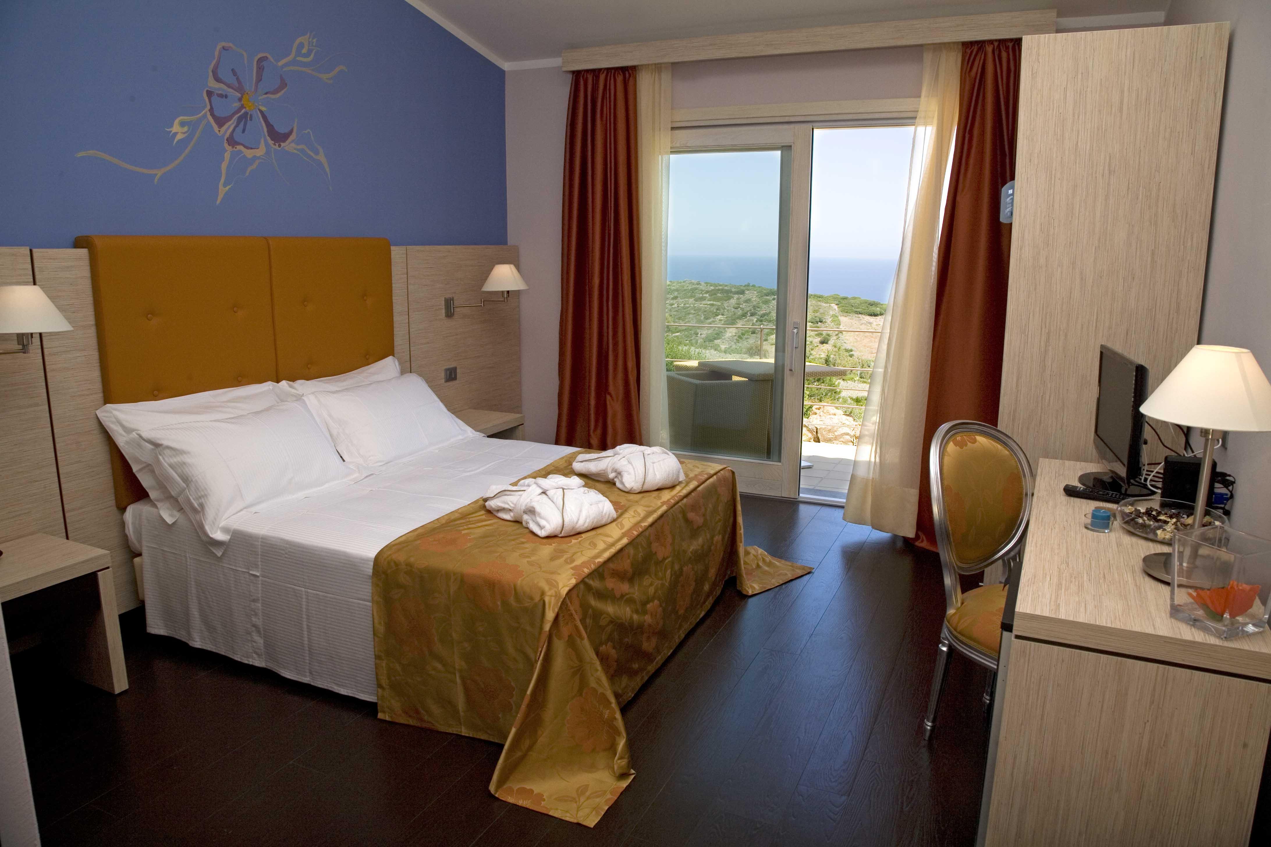 Bajaloglia Resort كاستيلساردو المظهر الخارجي الصورة