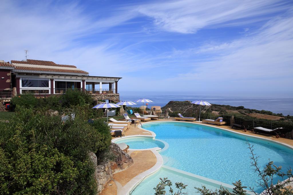 Bajaloglia Resort كاستيلساردو المظهر الخارجي الصورة