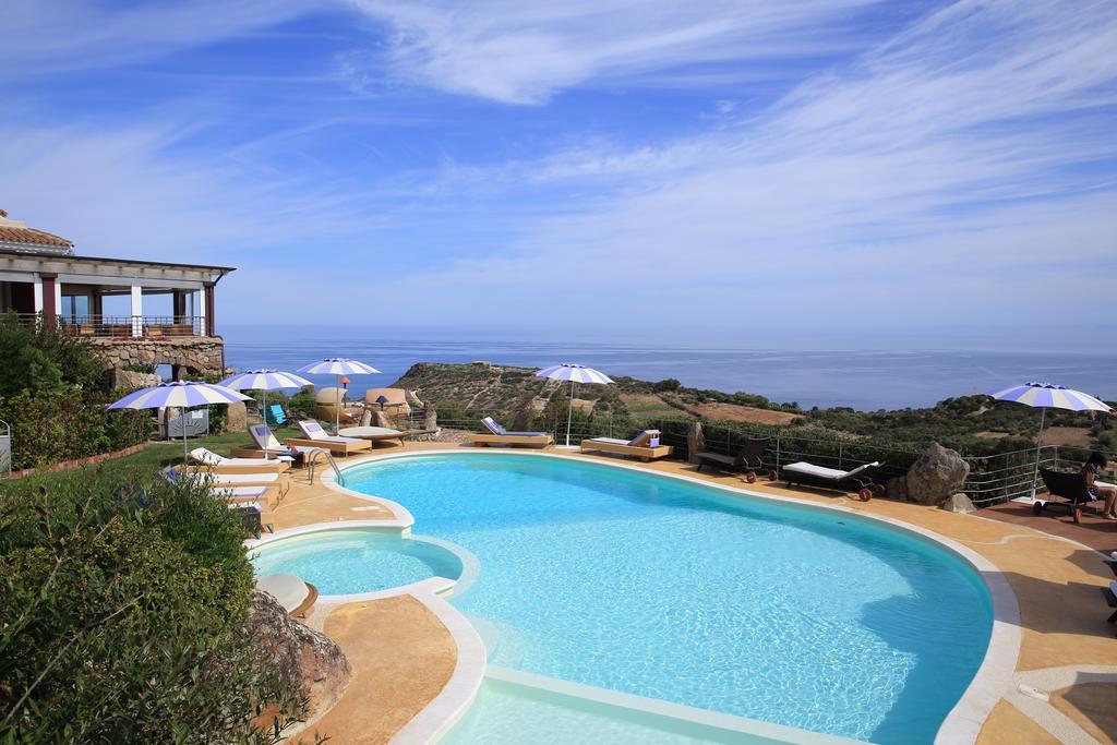 Bajaloglia Resort كاستيلساردو المظهر الخارجي الصورة
