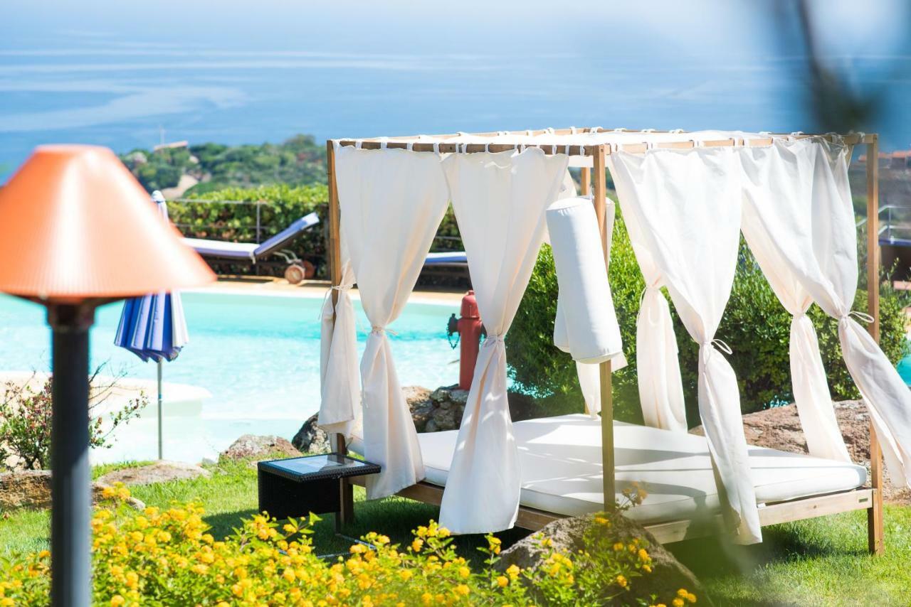 Bajaloglia Resort كاستيلساردو المظهر الخارجي الصورة