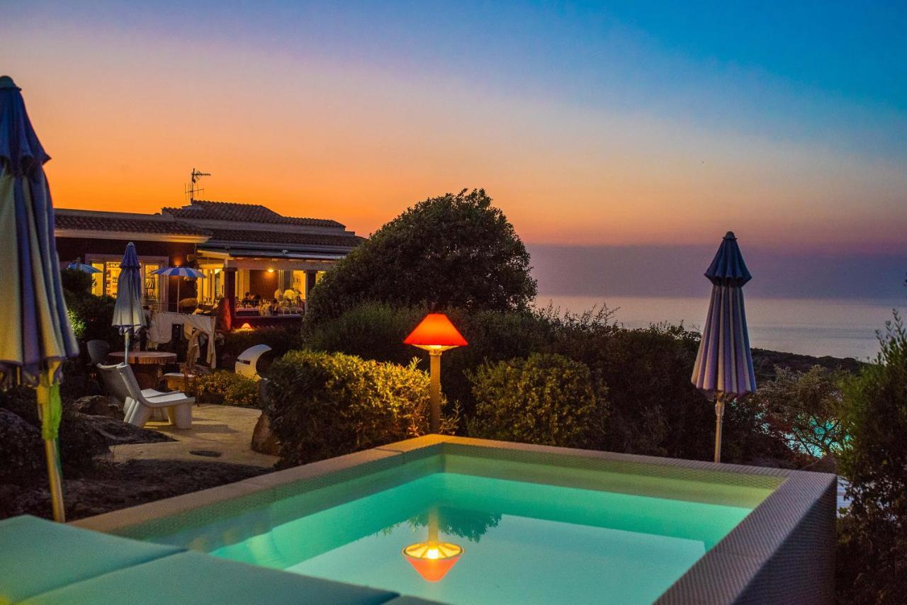 Bajaloglia Resort كاستيلساردو المظهر الخارجي الصورة
